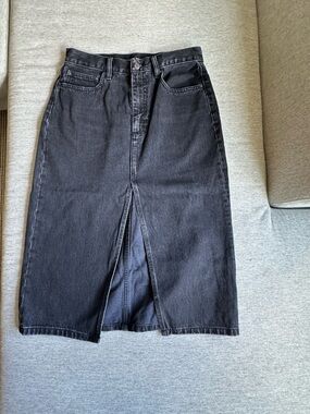 Aritzia / Denim Forum Black Denim Pencil Skirt